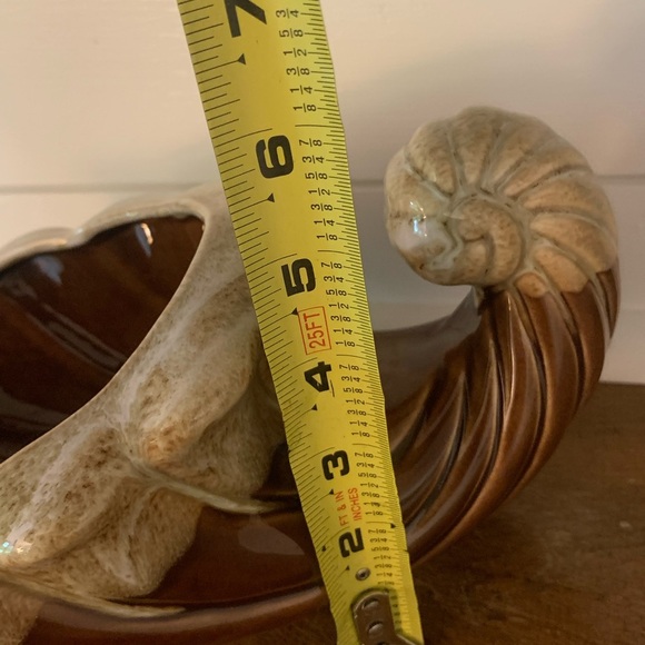 Vintage Brown & Tan Drip Glaze 260 USA Ceramic Cornucopia - Picture 6 of 16